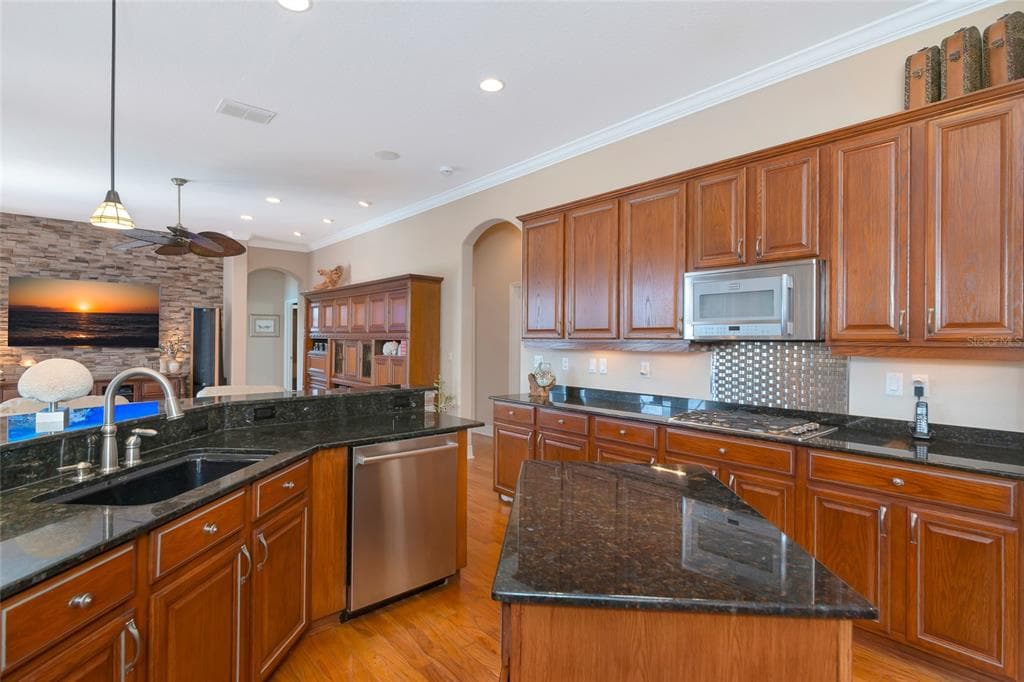 10412 WINDING STREAM WAY photo 15