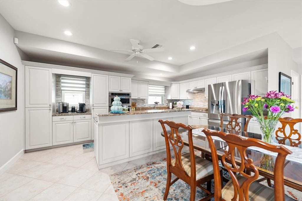 2218 DONATO DRIVE photo 13