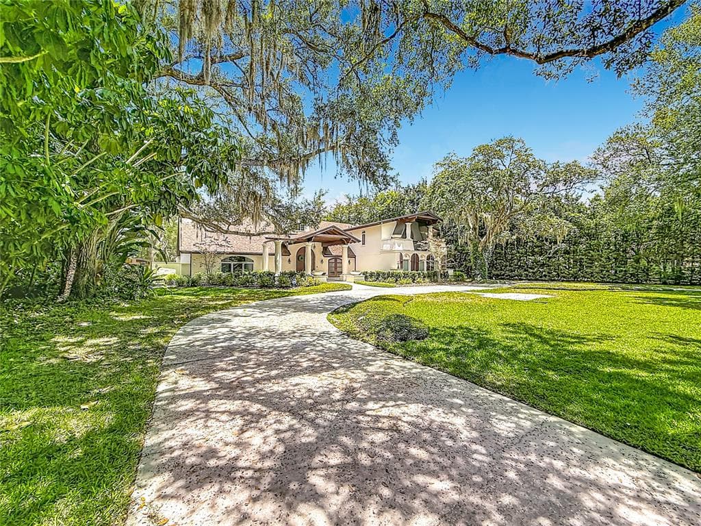 1850 OAK CREEK DRIVE photo 2