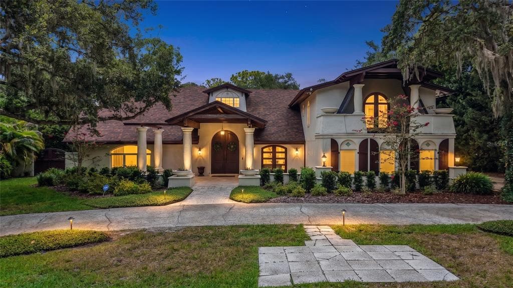 1850 OAK CREEK DRIVE photo 1