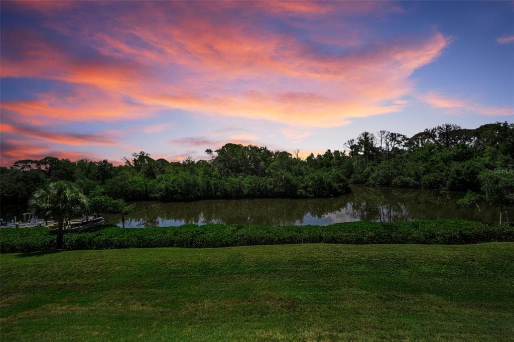 1686 SEASCAPE CIRCLE photo 18