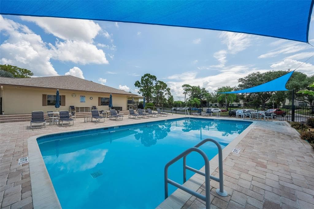 1686 SEASCAPE CIRCLE photo 25