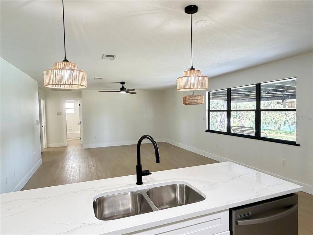 1100 GOLDEN BOUGH ROAD photo 10