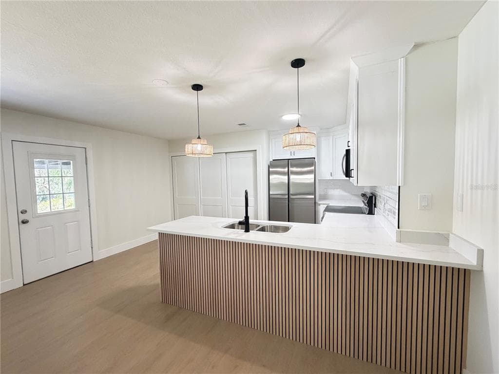 1100 GOLDEN BOUGH ROAD photo 15