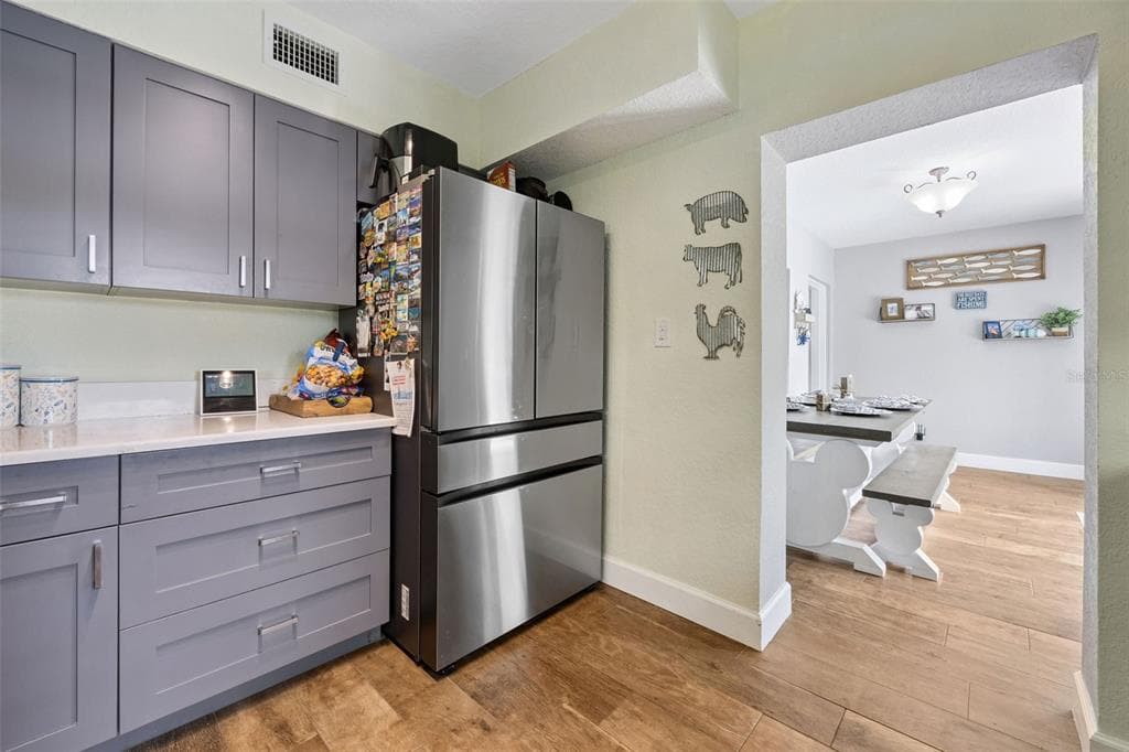 2939 DAWLEY AVENUE photo 22