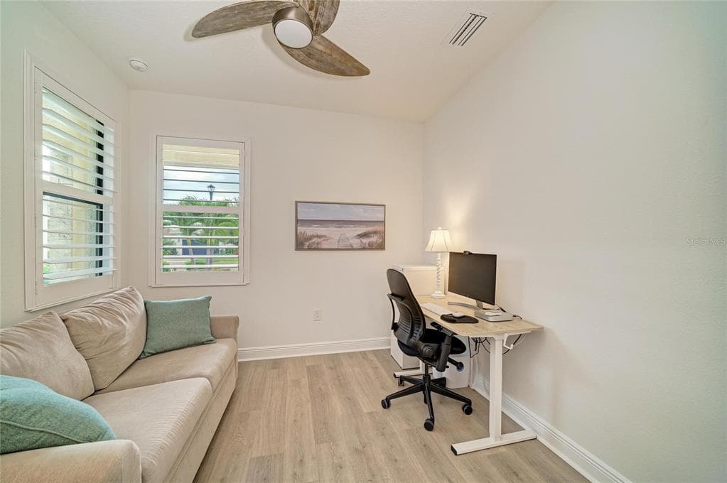 5286 BARNETT CIRCLE photo 15