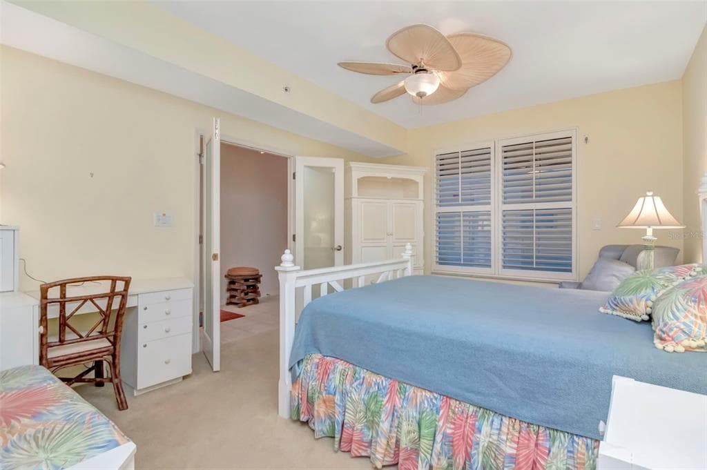 2 15TH AVENUE 303 photo 20