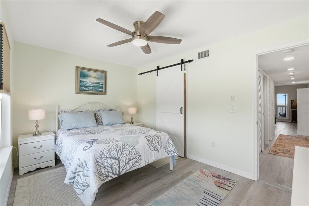 4410 WARREN AVENUE 412 photo 19