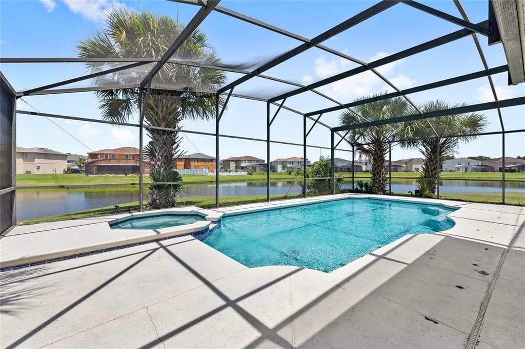2528 CALLA LILY COVE photo 2