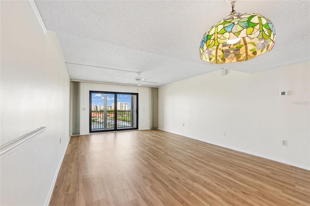 7600 SUN ISLAND DRIVE S 603 photo 18