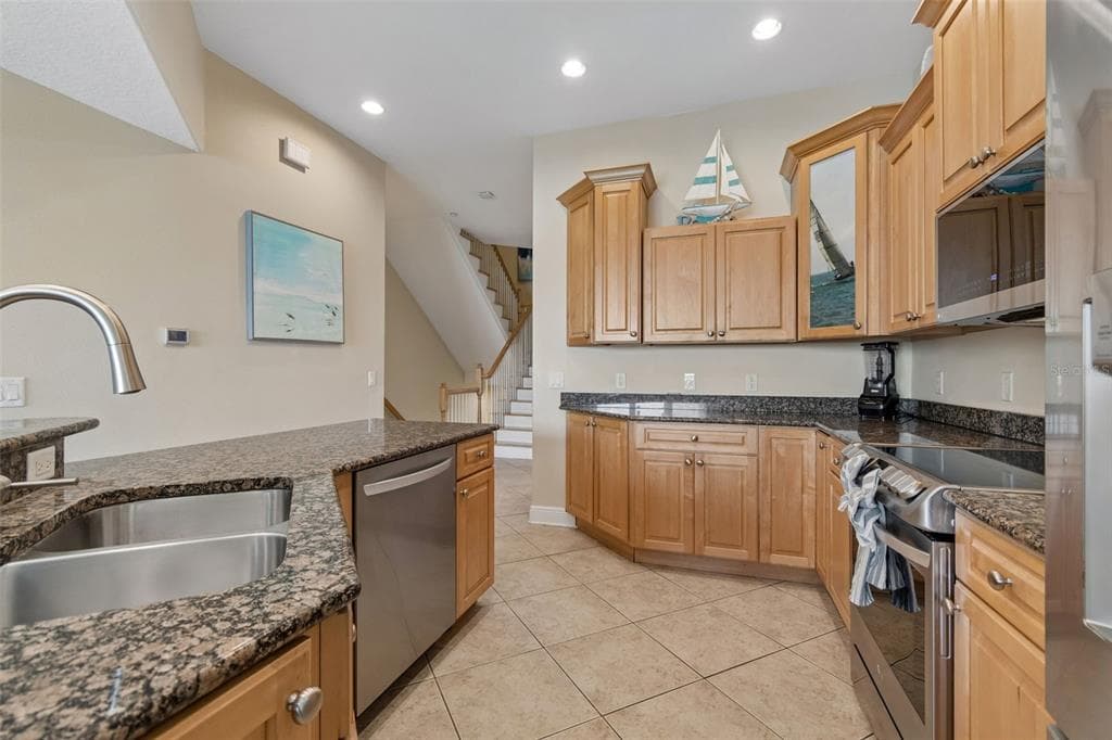 620 BAYWAY BOULEVARD 5 photo 6