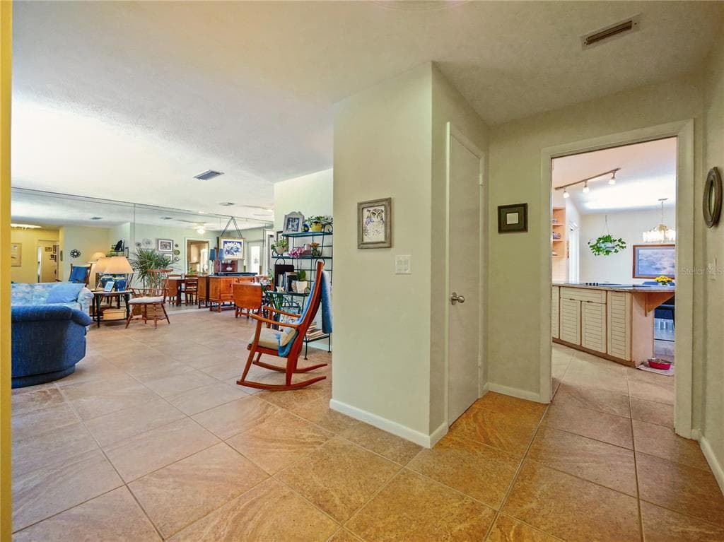 5701 CROSS FOX LANE photo 8