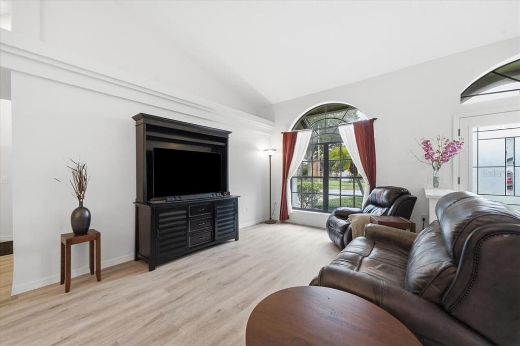 15114 LAUREL COVE CIRCLE photo 20