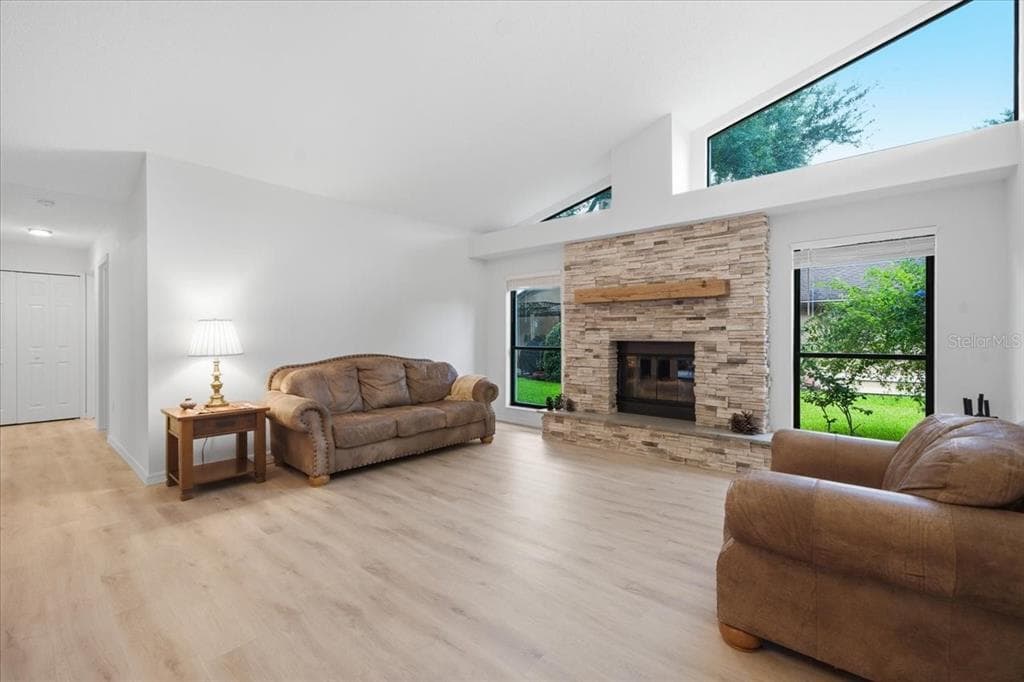 15114 LAUREL COVE CIRCLE photo 14