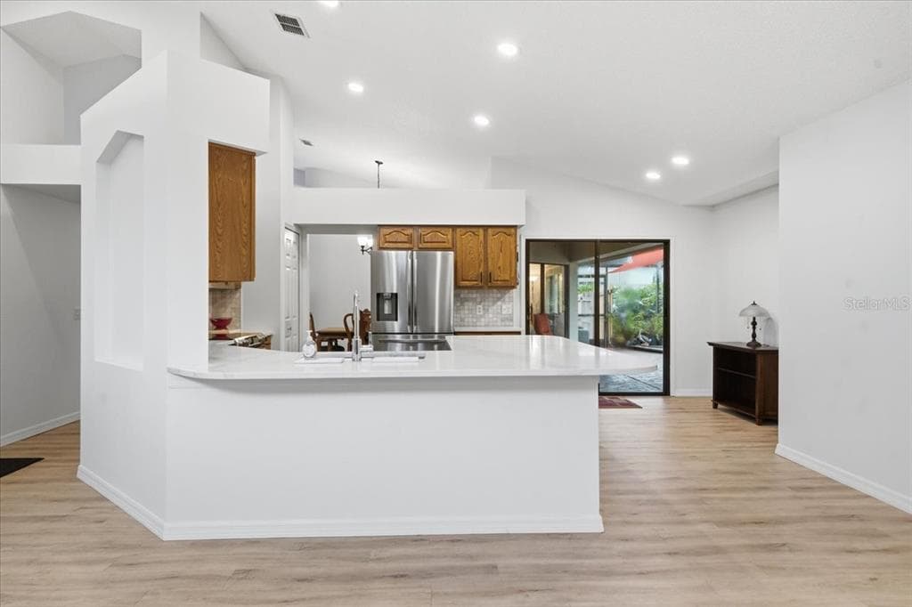 15114 LAUREL COVE CIRCLE photo 15