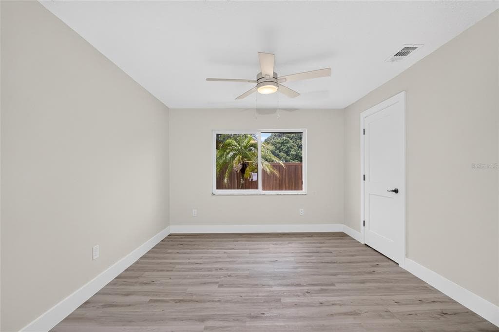 1225 HOFFNER AVENUE photo 13