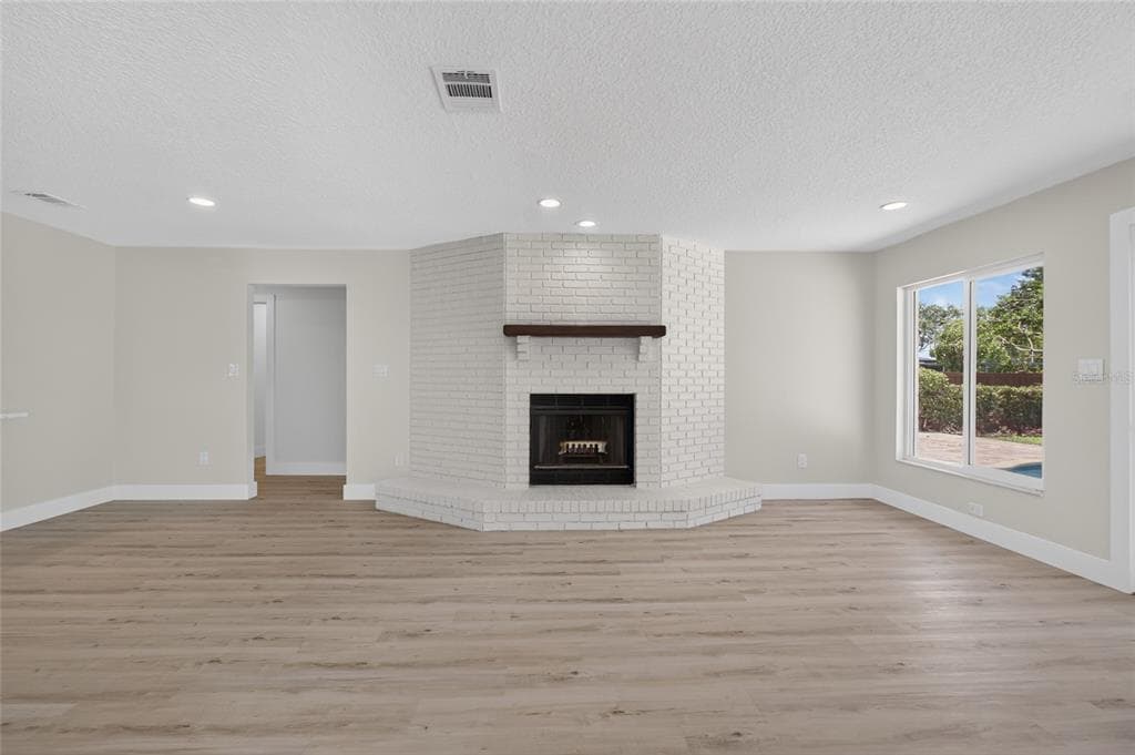 1225 HOFFNER AVENUE photo 22