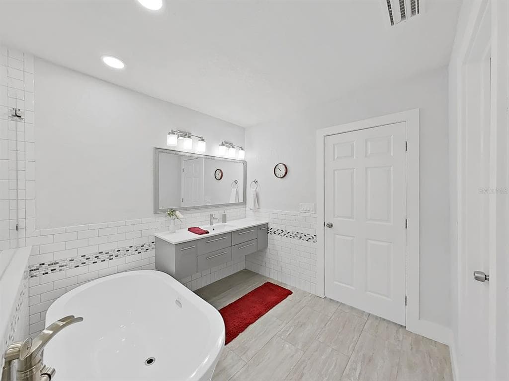 5419 COTEE RIVER DRIVE photo 25