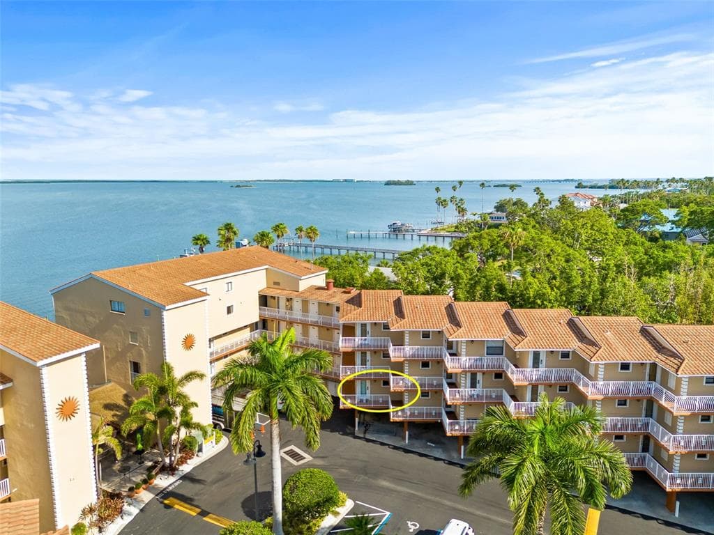 1420 BAYSHORE BOULEVARD 206 photo 3