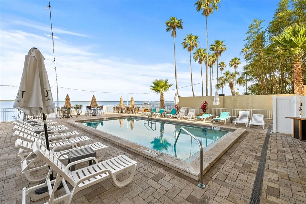 1420 BAYSHORE BOULEVARD 206 photo 24
