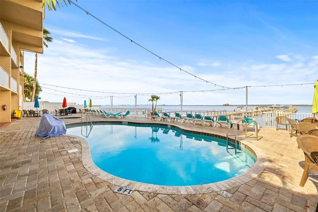 1420 BAYSHORE BOULEVARD 206 photo 25