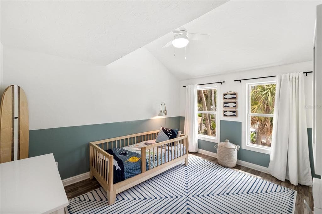 5121 OXFORD DRIVE photo 20
