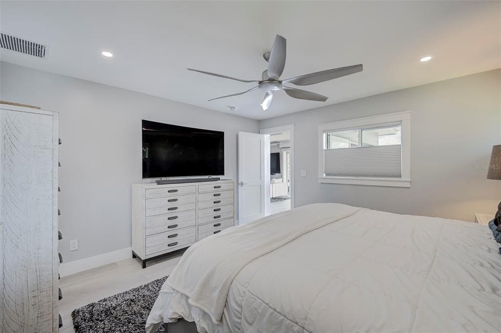 5204 TOWER DRIVE photo 18