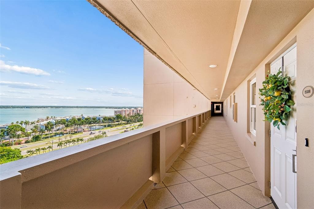 5200 BRITTANY DRIVE S 1508 photo 19