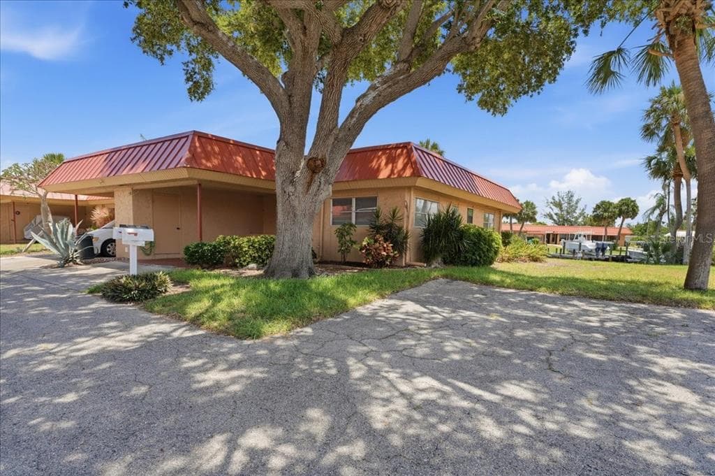 4111 LA COSTA COVE 4111 photo 2