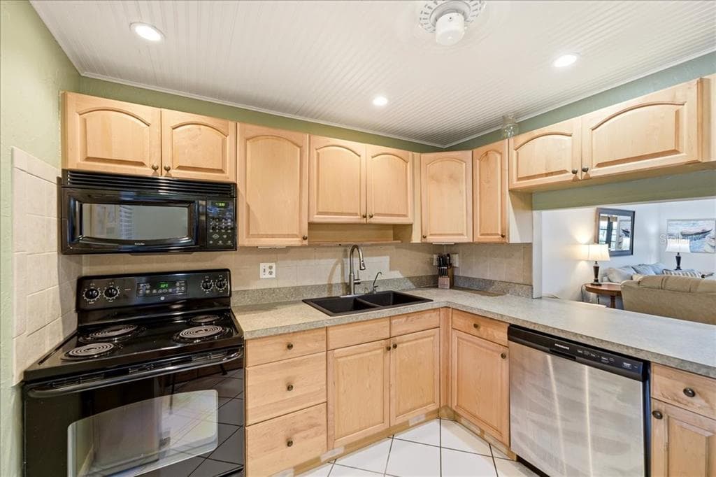 4111 LA COSTA COVE 4111 photo 13