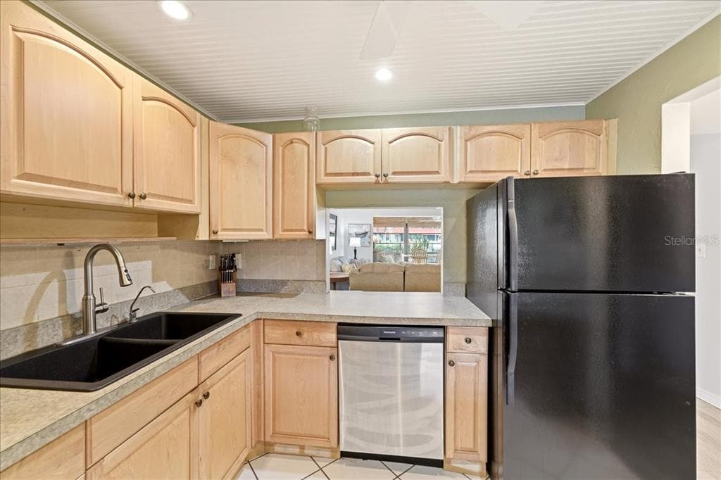 4111 LA COSTA COVE 4111 photo 14