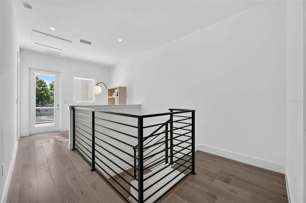 1778 MONDRIAN CIRCLE photo 23