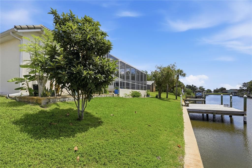 15 FLEMING COURT photo 21