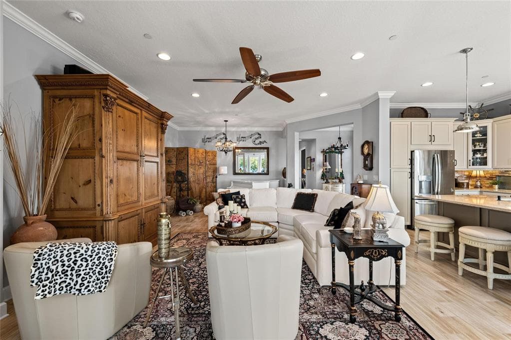 268 SAINT LUCIA DRIVE 101 photo 15