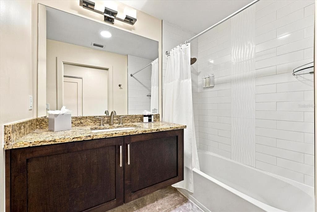 24 AVALON STREET 405 photo 23