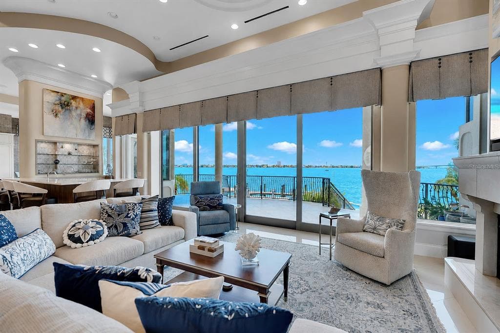 1372 HARBOR DRIVE photo 14
