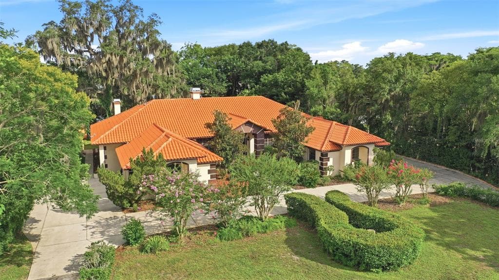 9813 LAKE GEORGIA DRIVE 4
