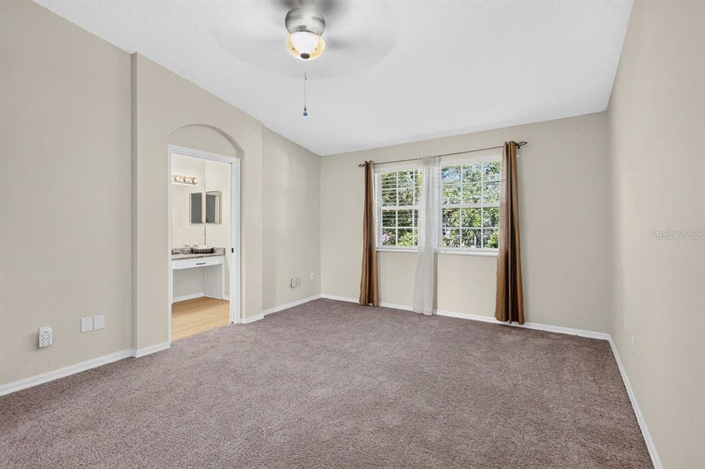 648 SPRING LAKE CIRCLE photo 18