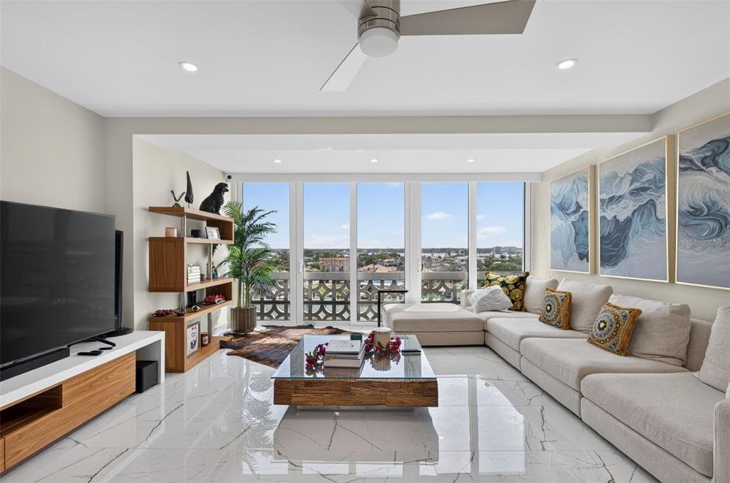31 ISLAND WAY 508 photo 14