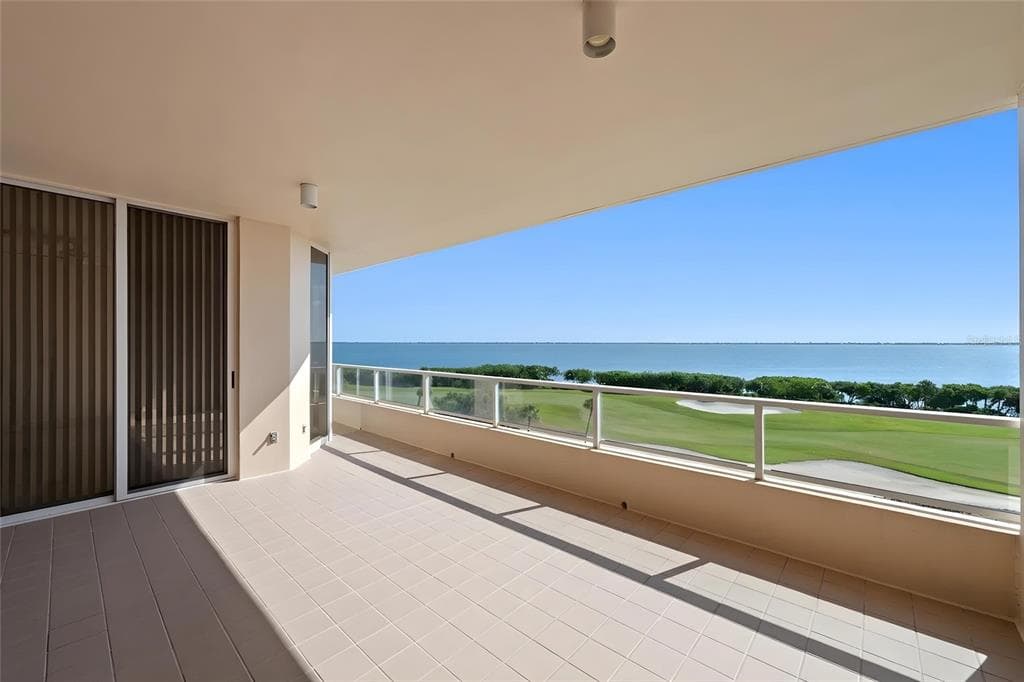 3060 GRAND BAY BOULEVARD 133 photo 10