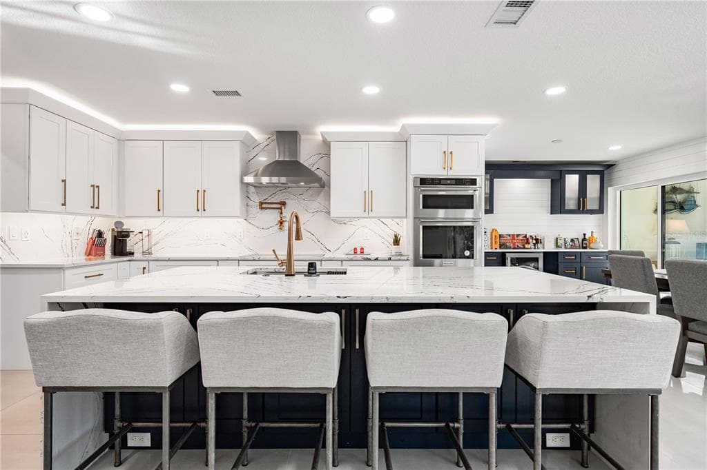 2500 MONTEREY STREET photo 18