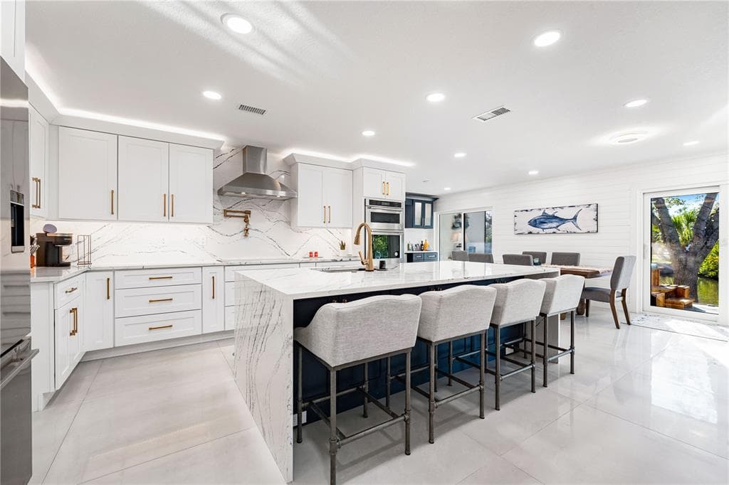 2500 MONTEREY STREET photo 15