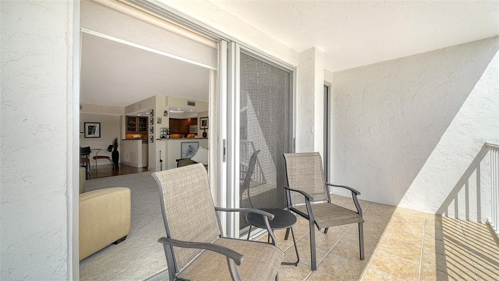 2301 GULF OF MEXICO DRIVE 44N photo 7