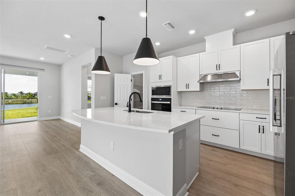 11832 CATAWBA COVE photo 17