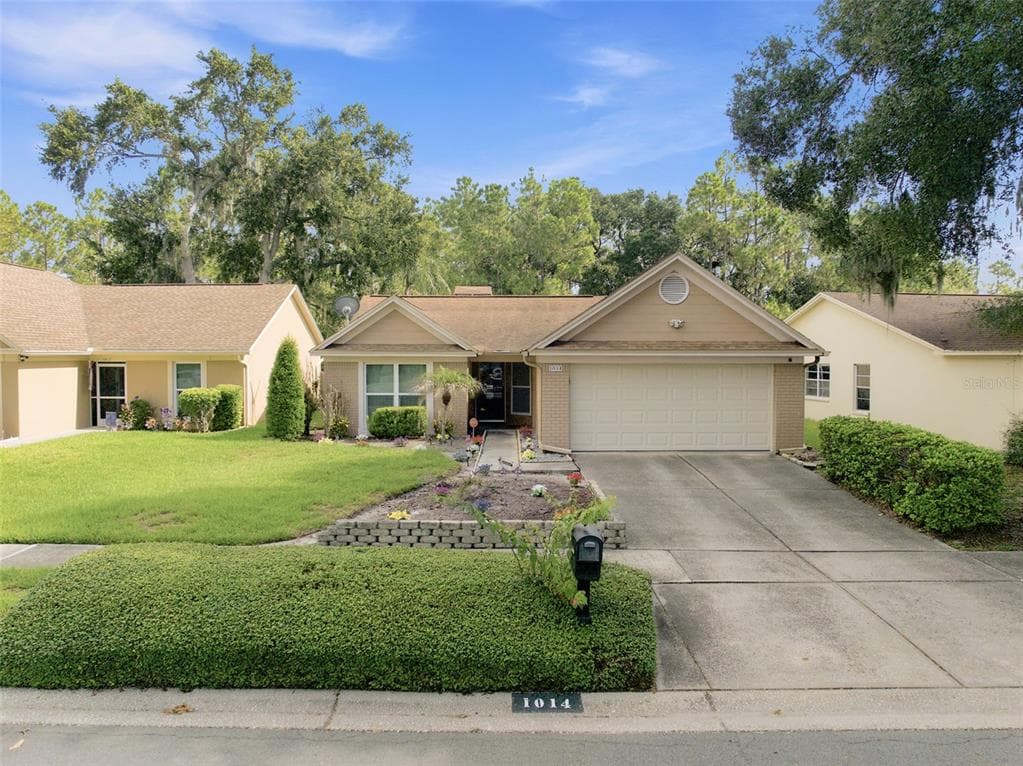 1014 HARDWOOD DRIVE photo 1