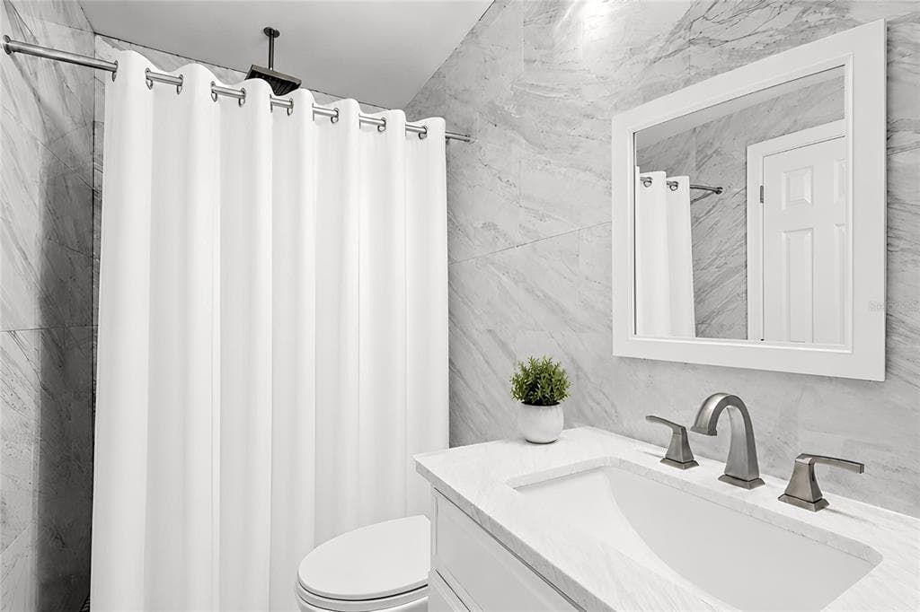 1014 HARDWOOD DRIVE photo 21