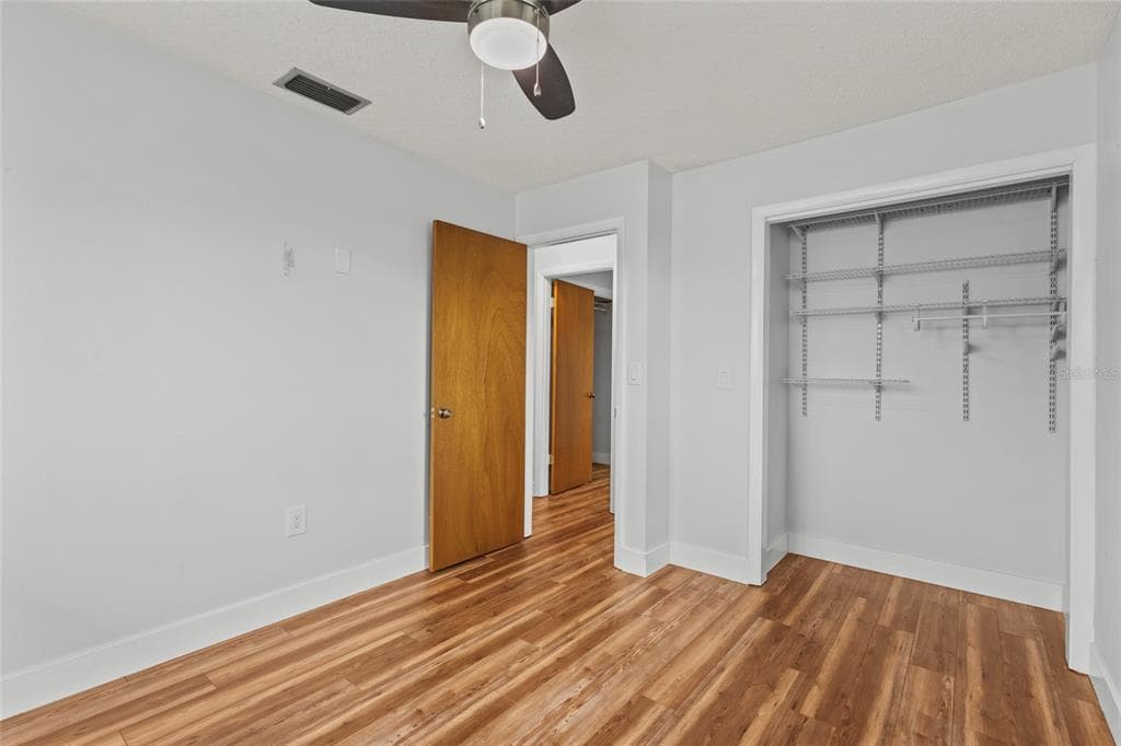 611 LEONA AVENUE photo 18