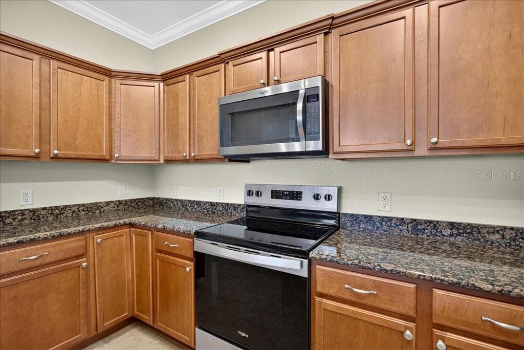 2801 S RIDGEWOOD AVENUE 806 photo 11