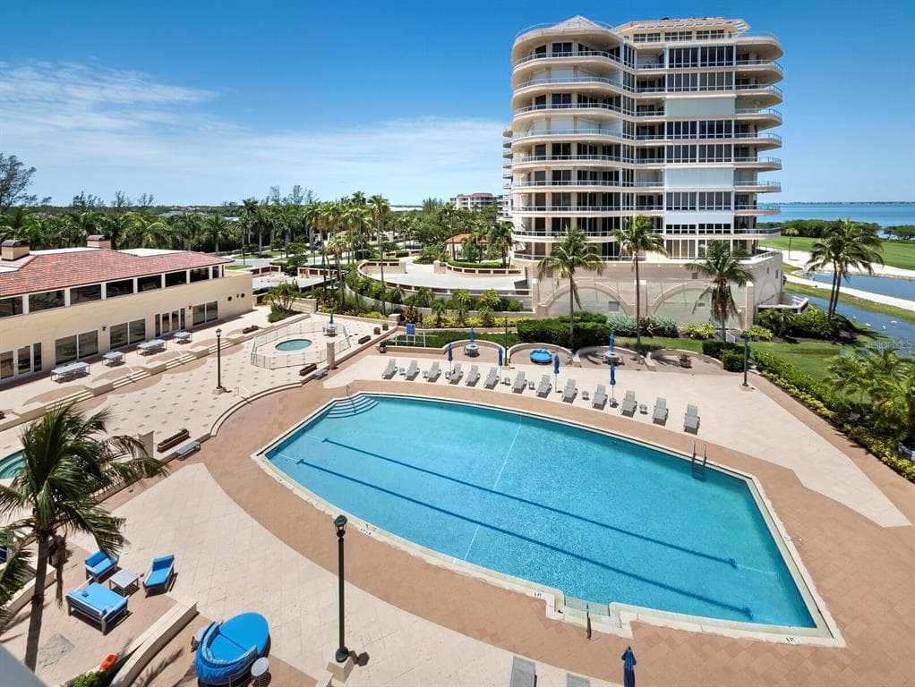 3040 GRAND BAY BOULEVARD 232 photo 8