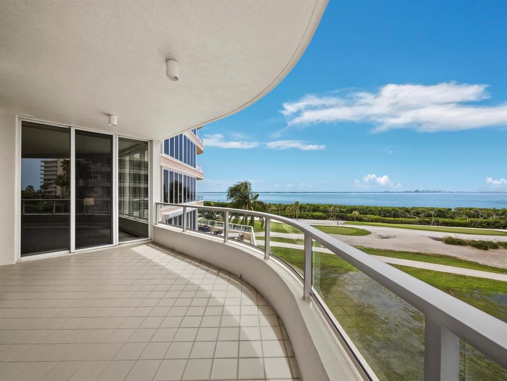 3040 GRAND BAY BOULEVARD 225 photo 7
